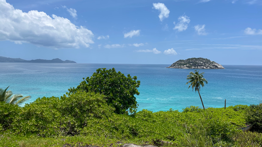 Cover photo of Mahe Cab Services tour seychelles services island tour island transfers taxi service seychelles taxi taxi tour taxi